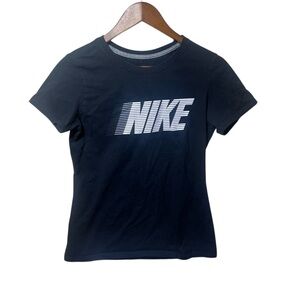 Nike Slim Fit Tee